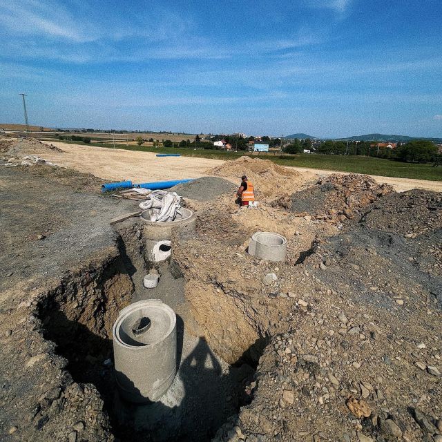 výstavba D48
#stavodemo #dalnice #vystavbad48 #vykopoveprace #zemniprace #czechrepublic #work